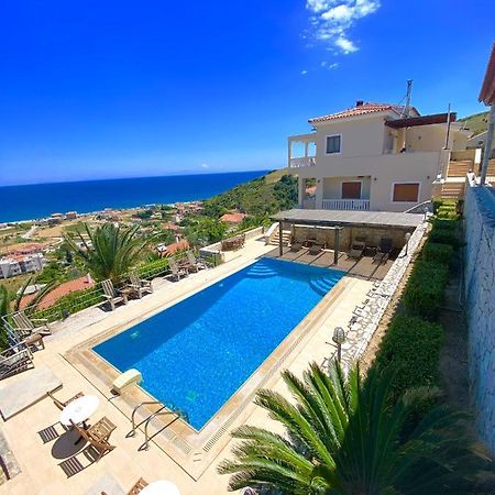 Villa Pasifai Mourteri Exteriör bild