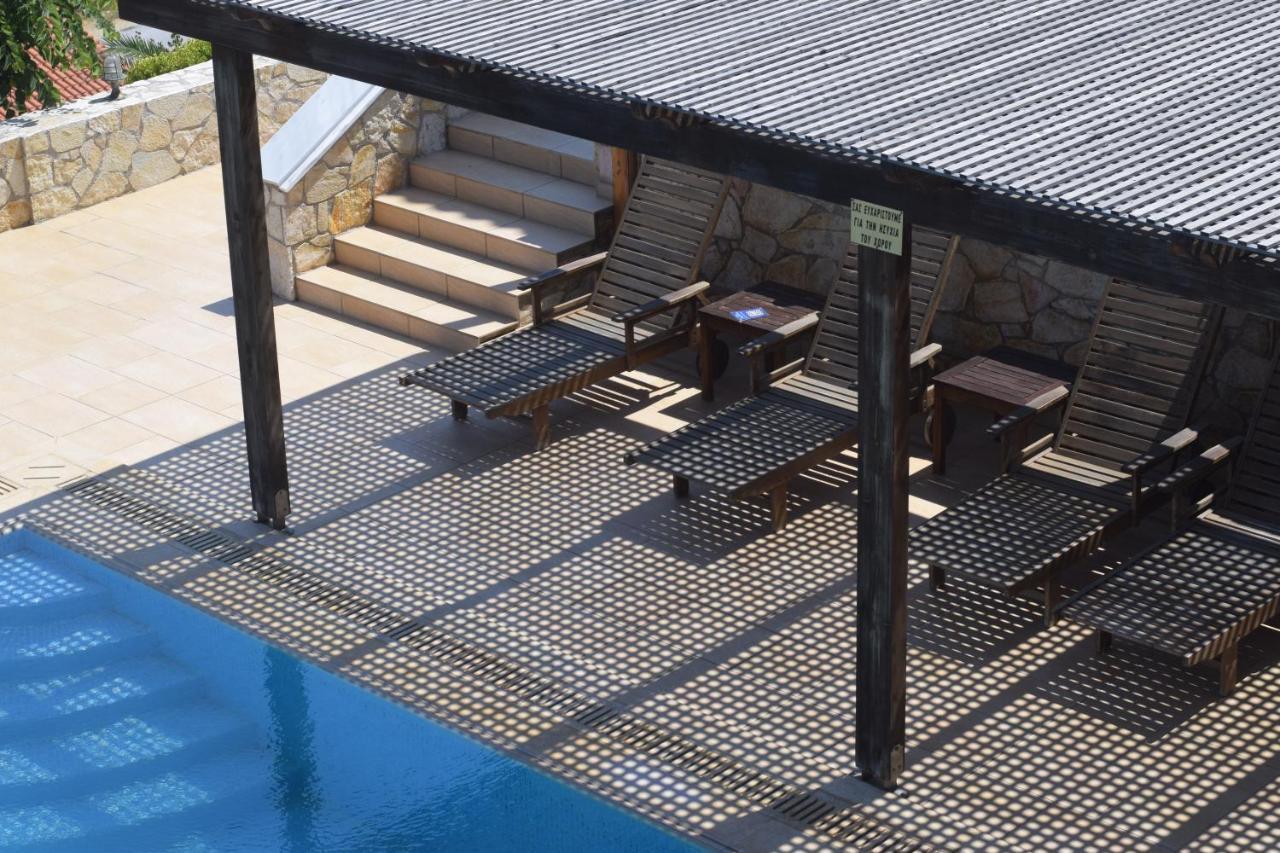 Villa Pasifai Mourteri Exteriör bild