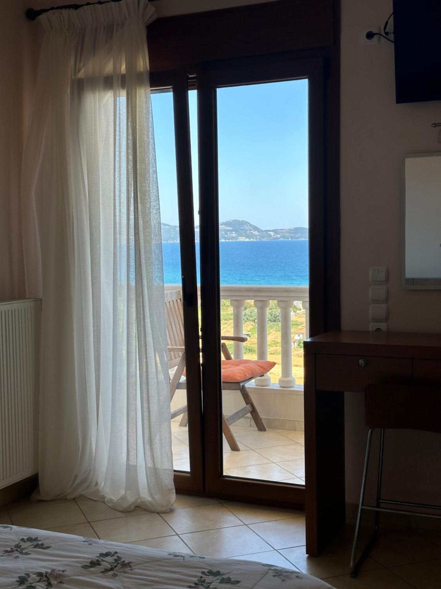 Villa Pasifai Mourteri Exteriör bild