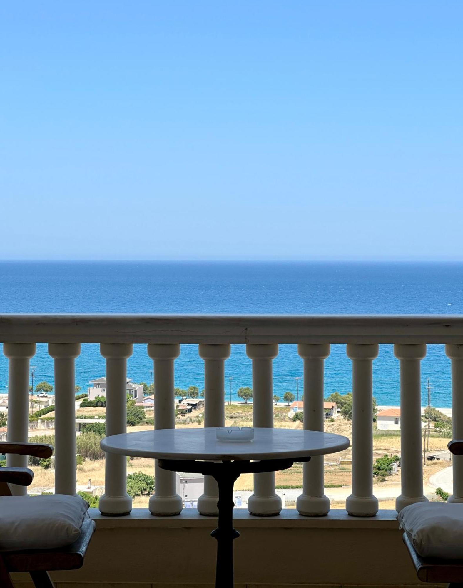 Villa Pasifai Mourteri Exteriör bild
