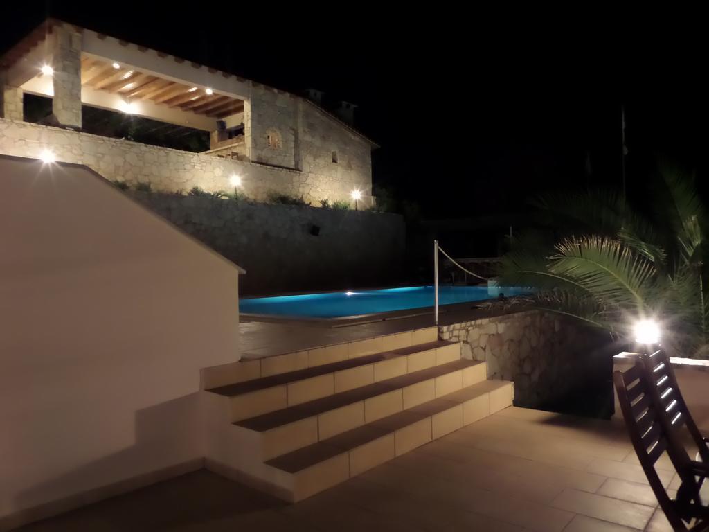 Villa Pasifai Mourteri Exteriör bild
